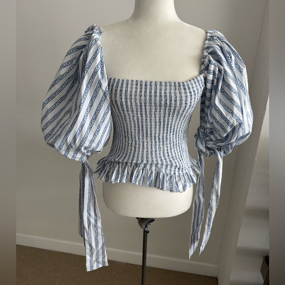 Caroline Constas - image 1